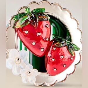 Bath & Body Works Strawberry Car Fragrance Holder With Refill NWT